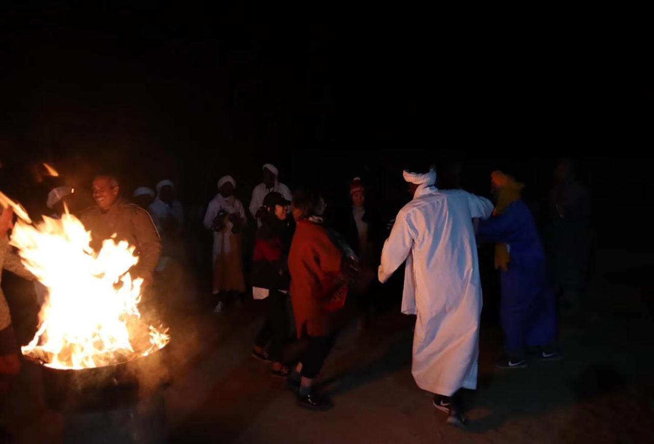 Desert Berber Fire-Camp Merzouga Luaran gambar