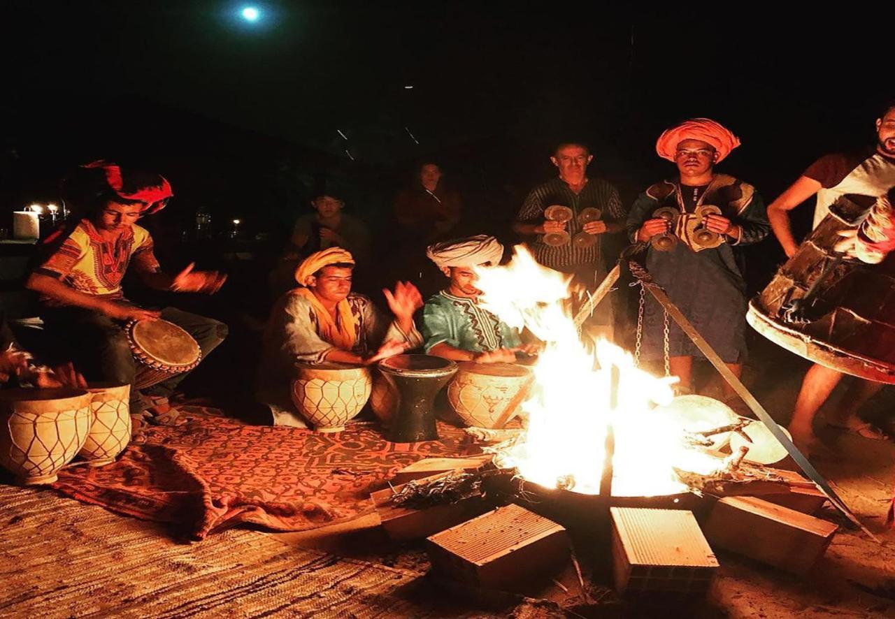 Desert Berber Fire-Camp Merzouga Luaran gambar