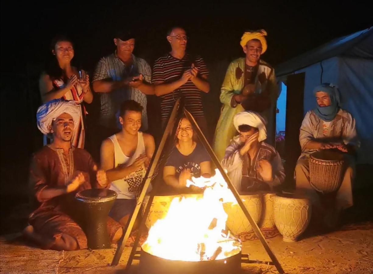 Desert Berber Fire-Camp Merzouga Luaran gambar