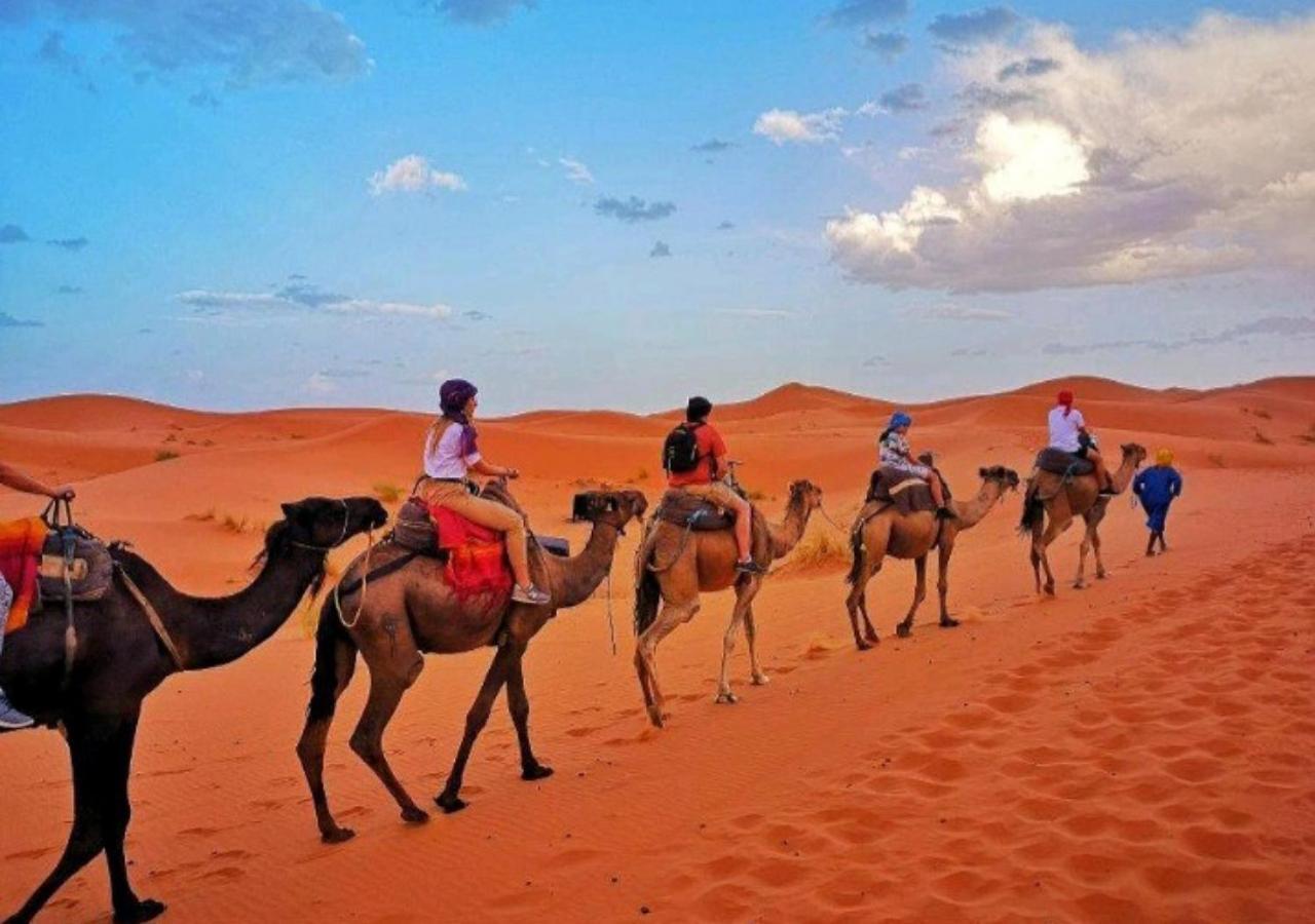 Desert Berber Fire-Camp Merzouga Luaran gambar